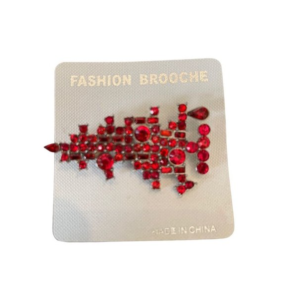 Fashion Brooche Multiple Red Cluster Pin Silvertone Setting Cluster Brooch - Picture 4 of 7
